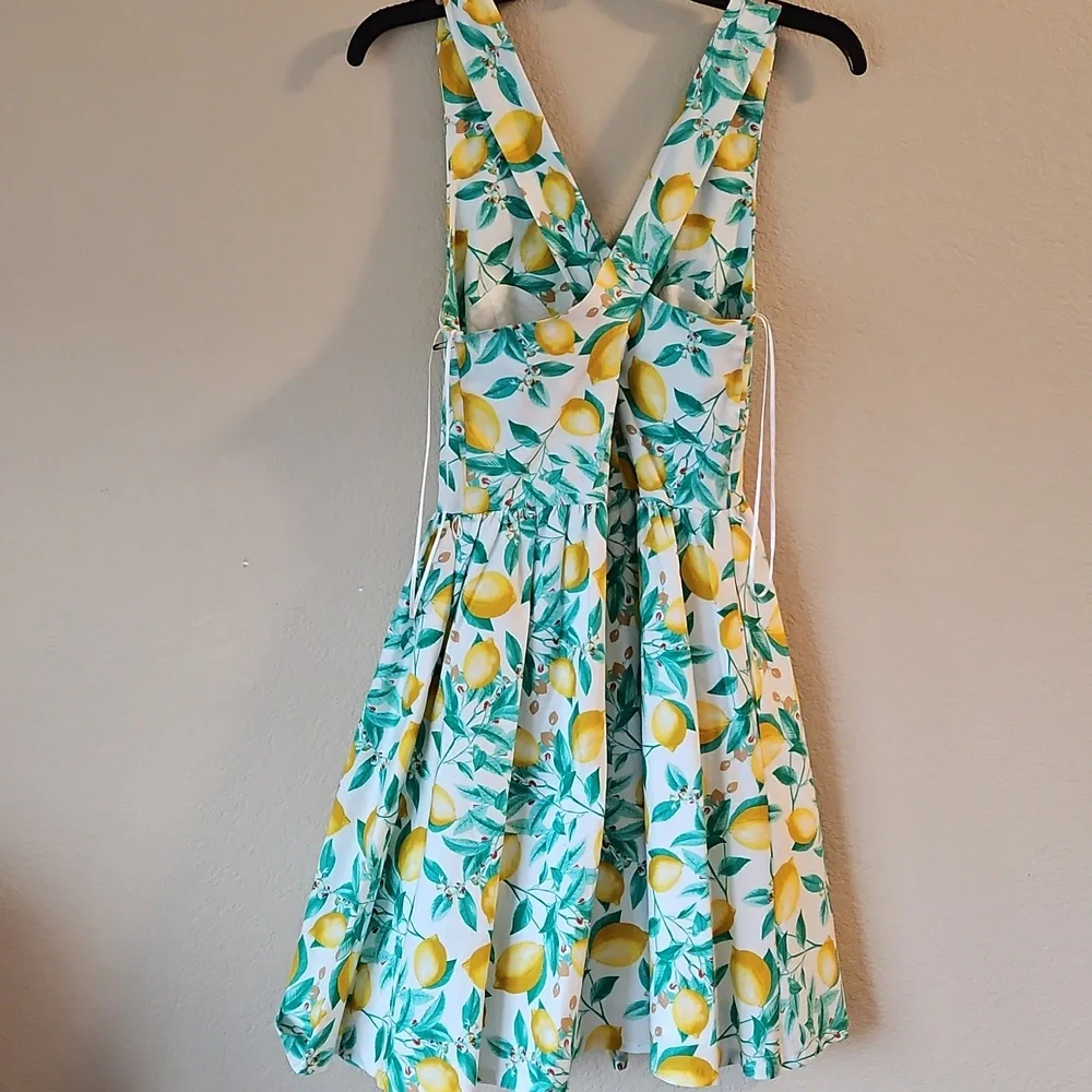 Elle Lemon Print Dress Size 4‎ - Picture 6 of 8